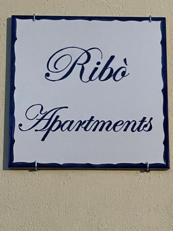 Ribo Apartments 安格里 外观 照片